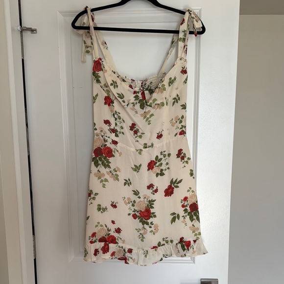 Reformation Dresses & Skirts - Reformation Floral Mini Dress in Cream and Red